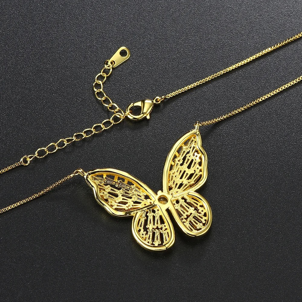 Butterfly Design Locket – Hiyaro